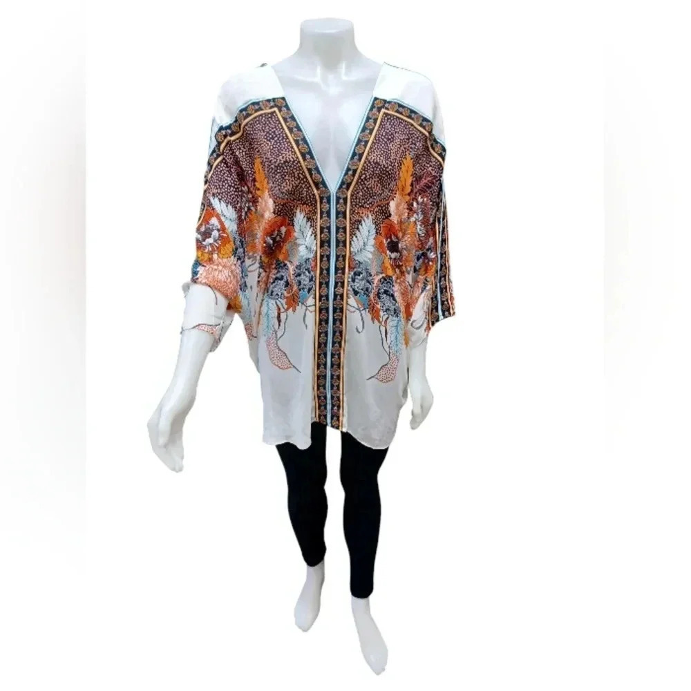 Rose+Olive NWT Deep V Floral Blouse Size 2X